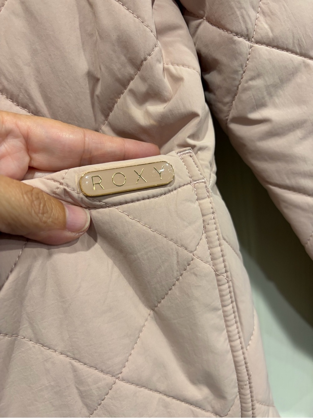 Roxy Women's Medium Aurora Quilted Bomber Pink Rose NWT Oversized Jacket Sherpa - Picture 7 of 9